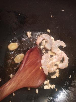 香菇虾仁豆腐汤的做法 步骤5
