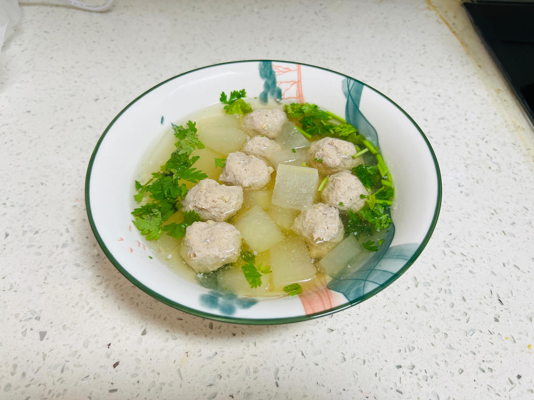 巨鲜美的冬瓜丸子汤