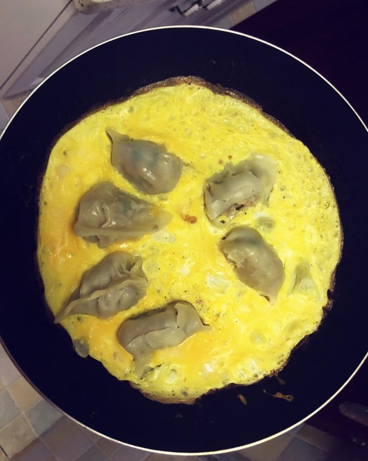 煎饺涨蛋