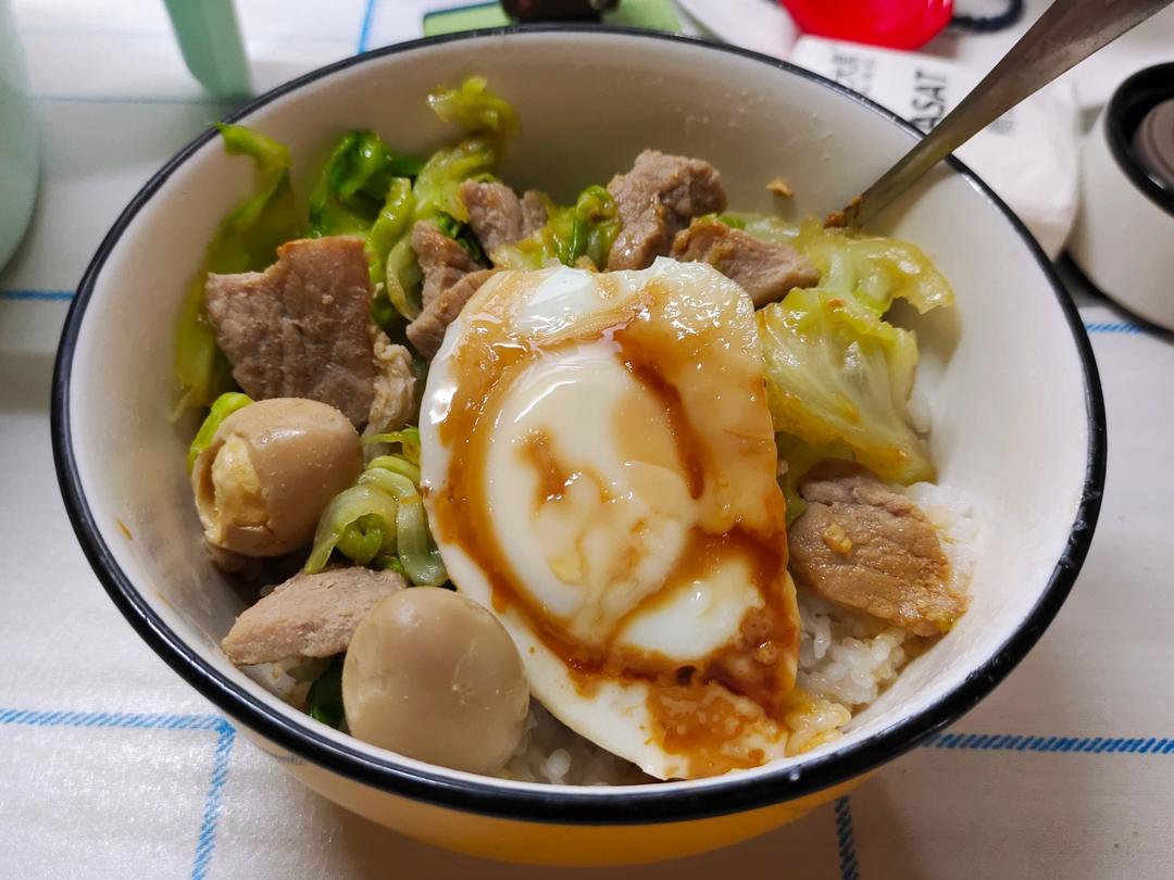 包菜炒肉片