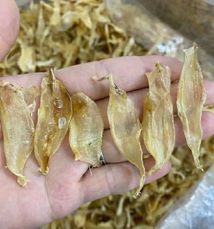 虫草花黄芪红枣枸杞黄花胶鱼胶汤🥣
滋养身体，补气血！