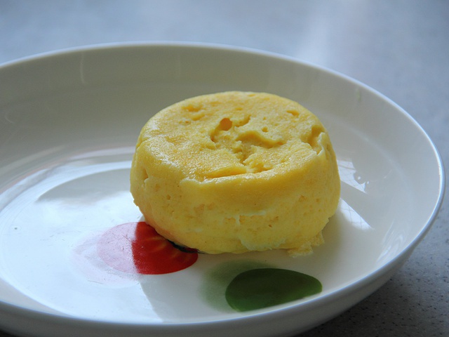 懒人食|1分钟微波炉柠檬酸奶小蛋糕（无油低脂版）