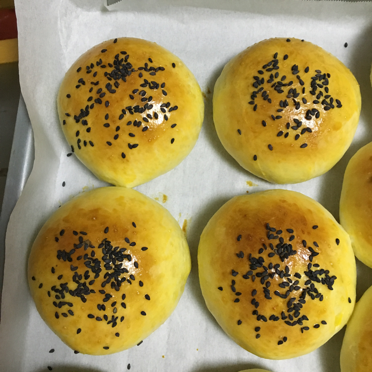 牛奶红豆小餐包