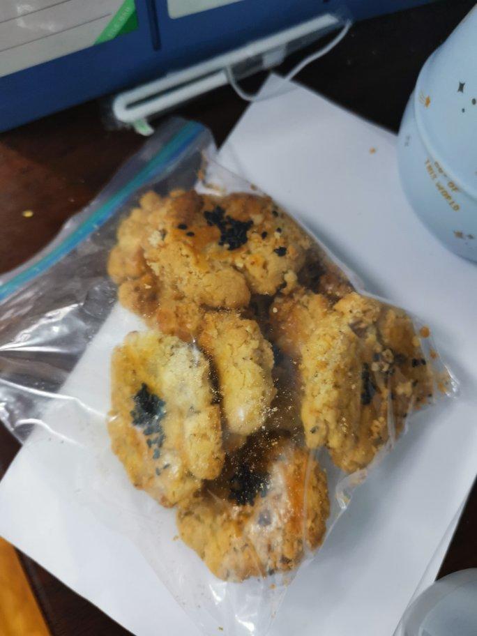 小核桃酥饼干🍪（能吃到核桃颗粒的桃酥）