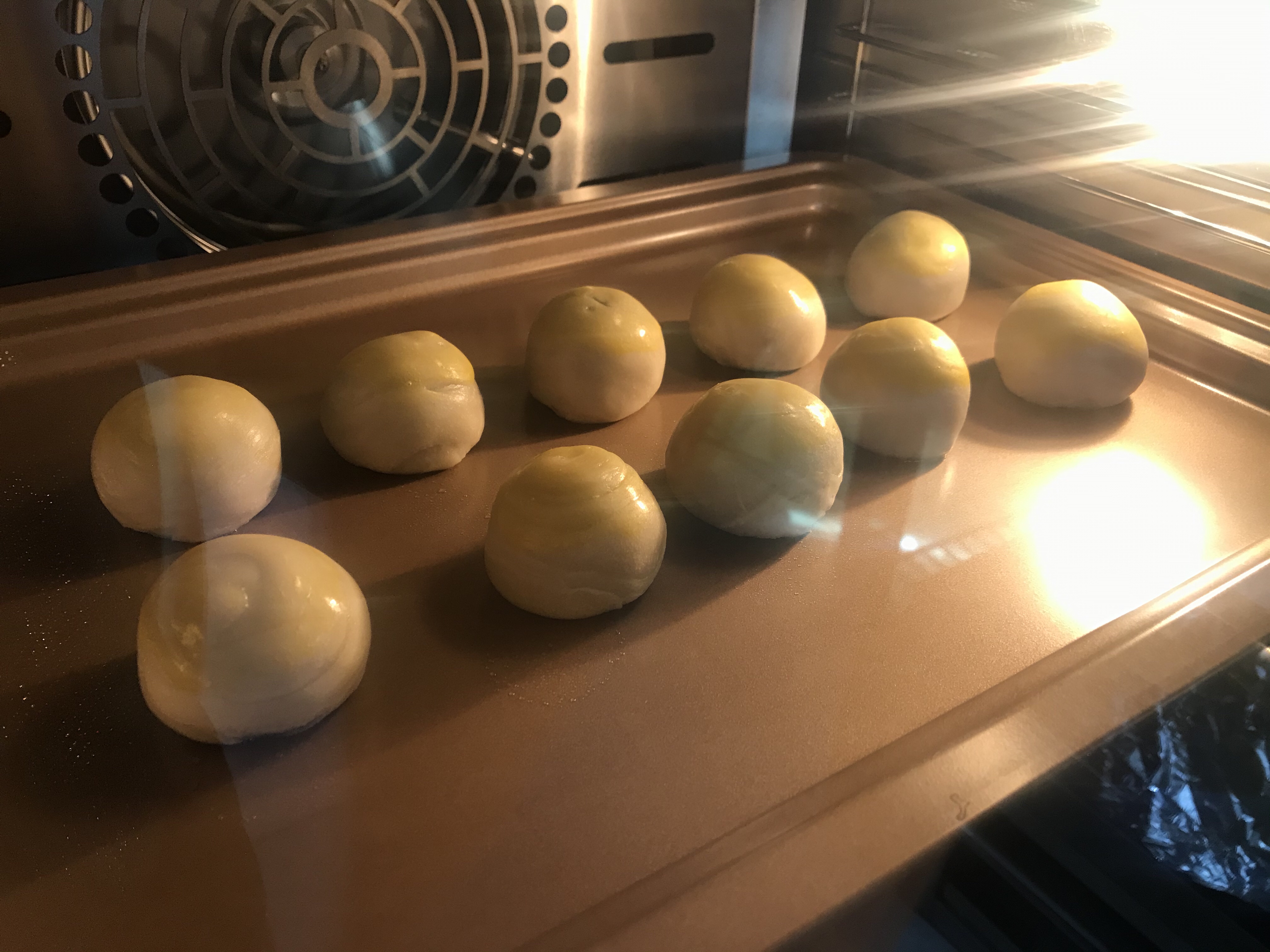 蛋黄酥（包含千层酥做法）的做法 步骤29