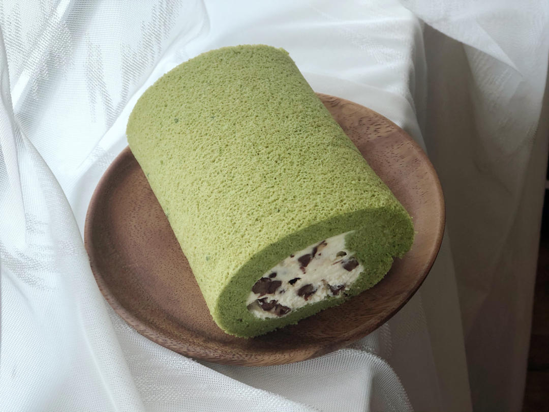 抹茶戚风蛋糕卷