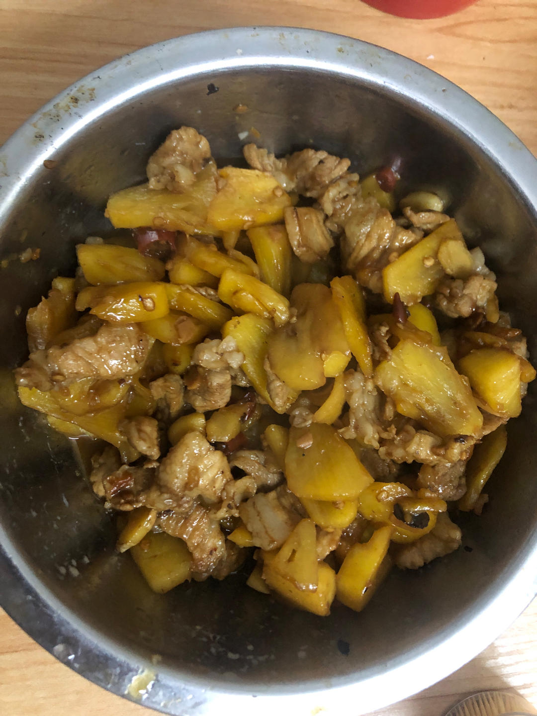 菠萝炒五花肉