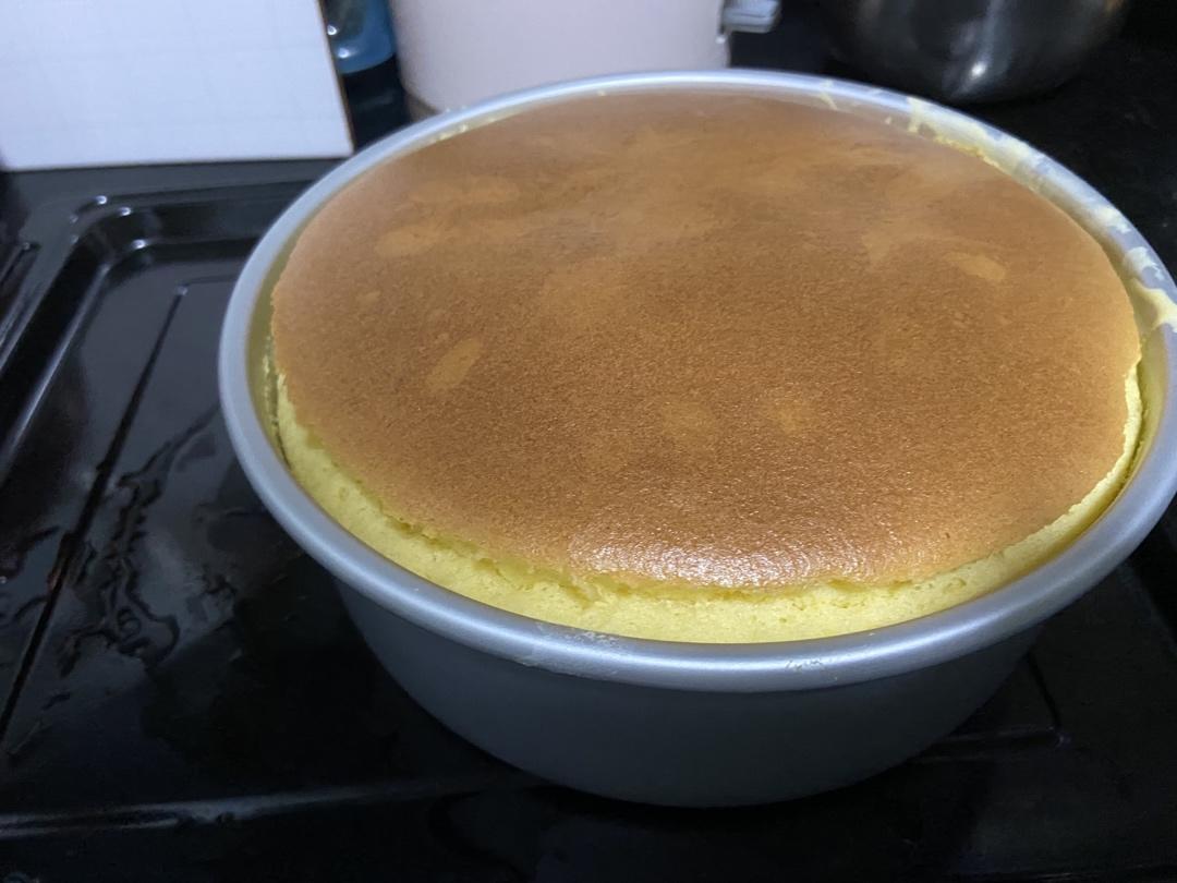 入口即化的酸奶蛋糕，又嫩又软都不用嚼，新手一看就会