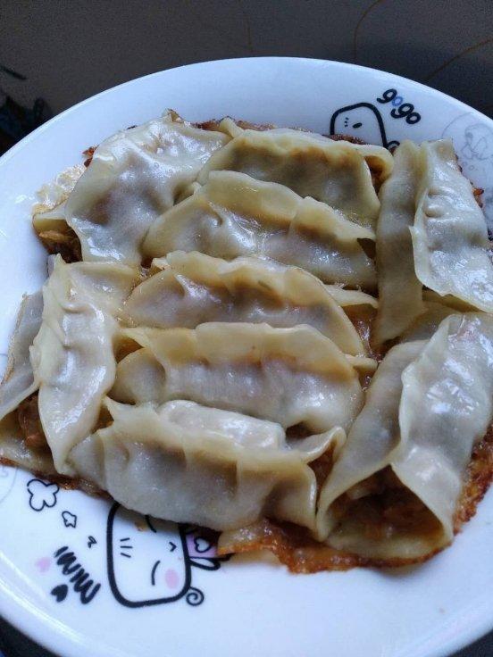 韩国牛肉泡菜锅贴
