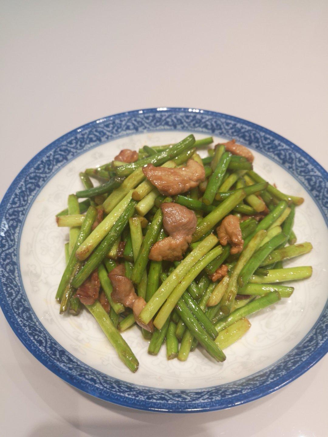 妈妈牌蒜薹炒肉