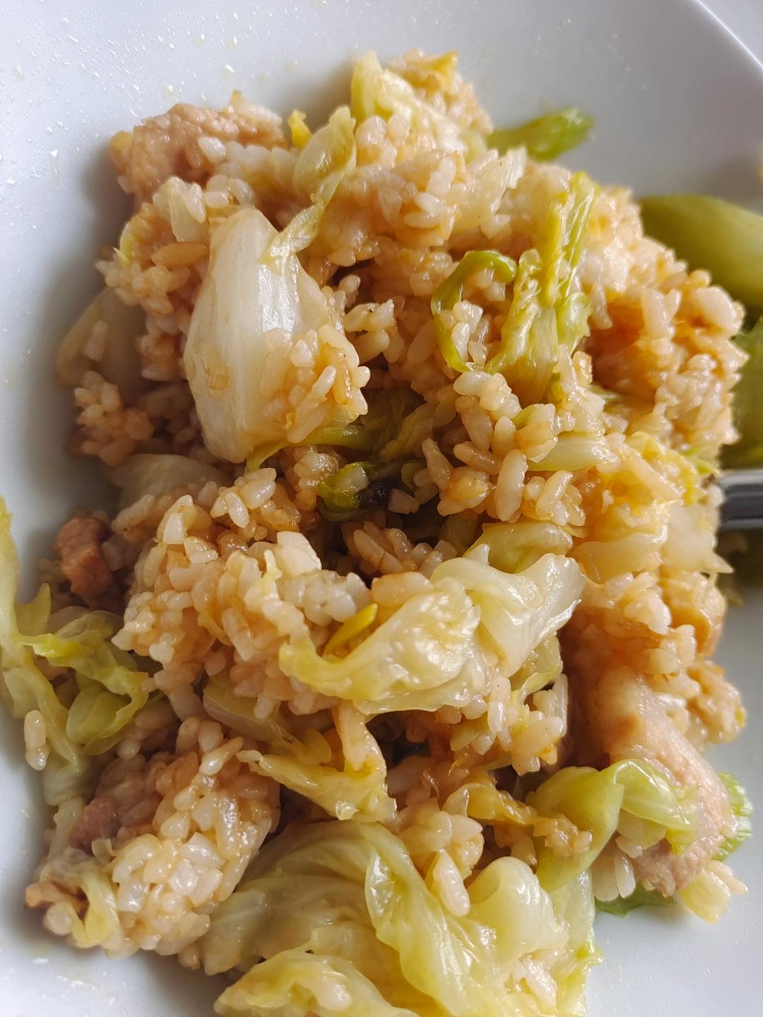 百分百出锅巴！【五花肉包菜锅巴饭】