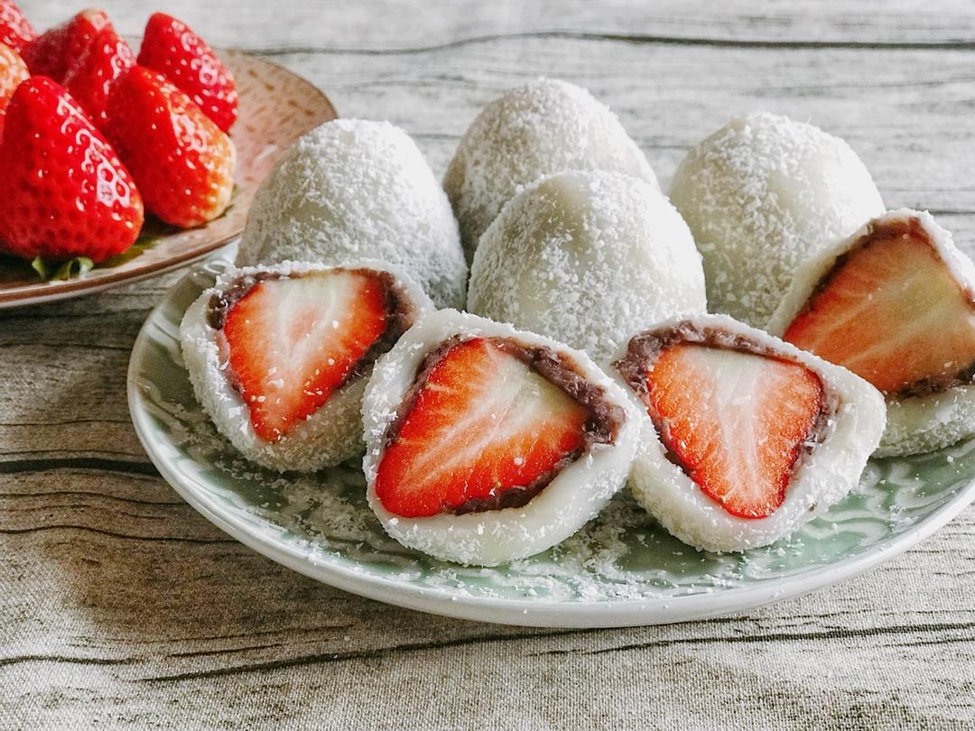 elynzz做的草莓大福