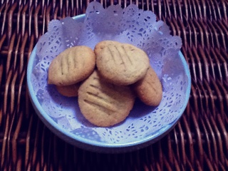 美味花生小小酥