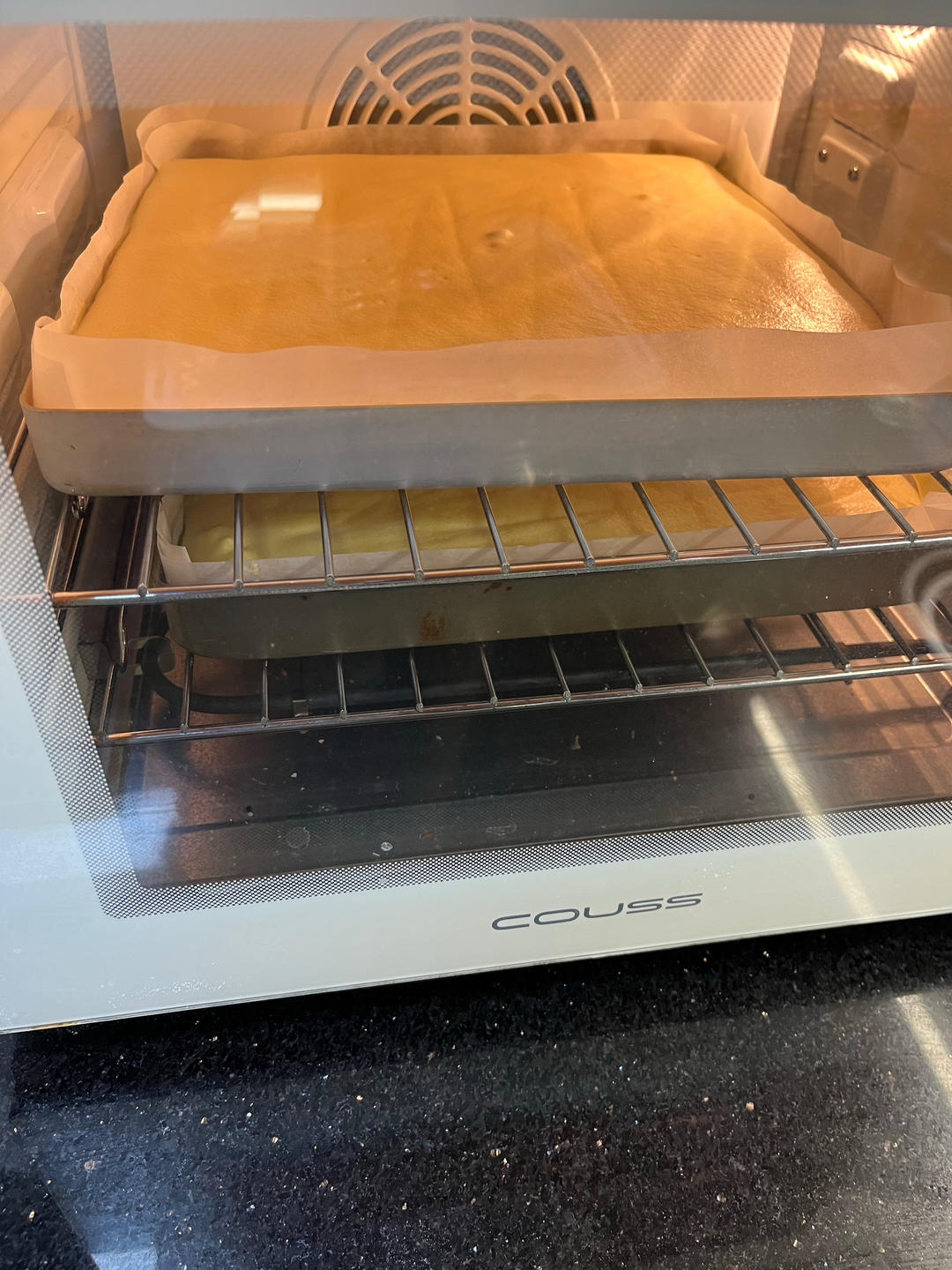 蛋糕卷这样做‼️不掉皮不开裂（小视频食谱）