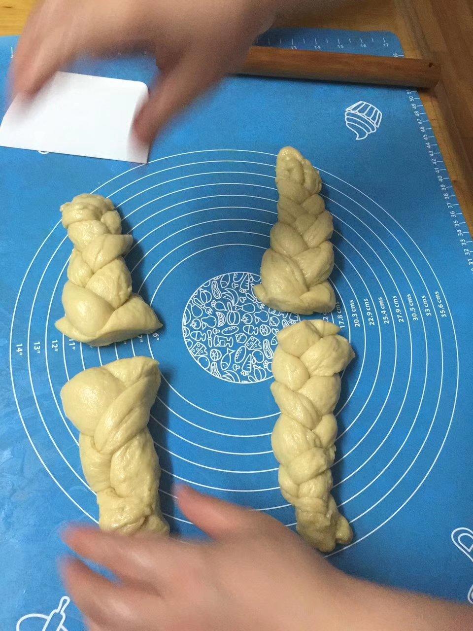 #东菱Wifi云智能面包机#面包机版紫薯辫子面包