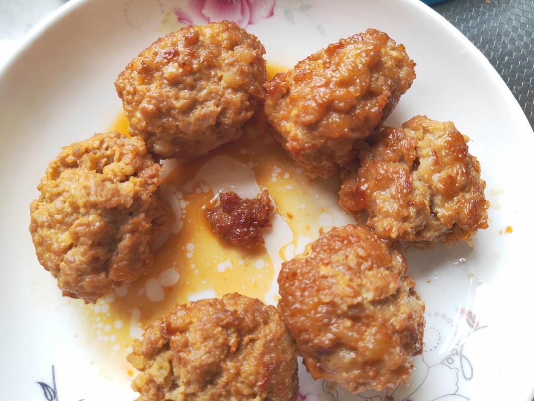 红烧肉丸
