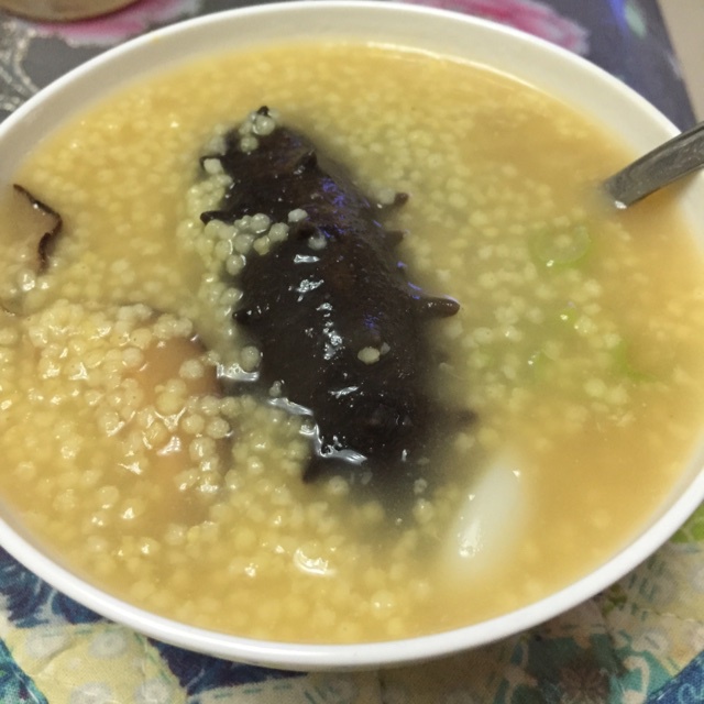 小米海参粥