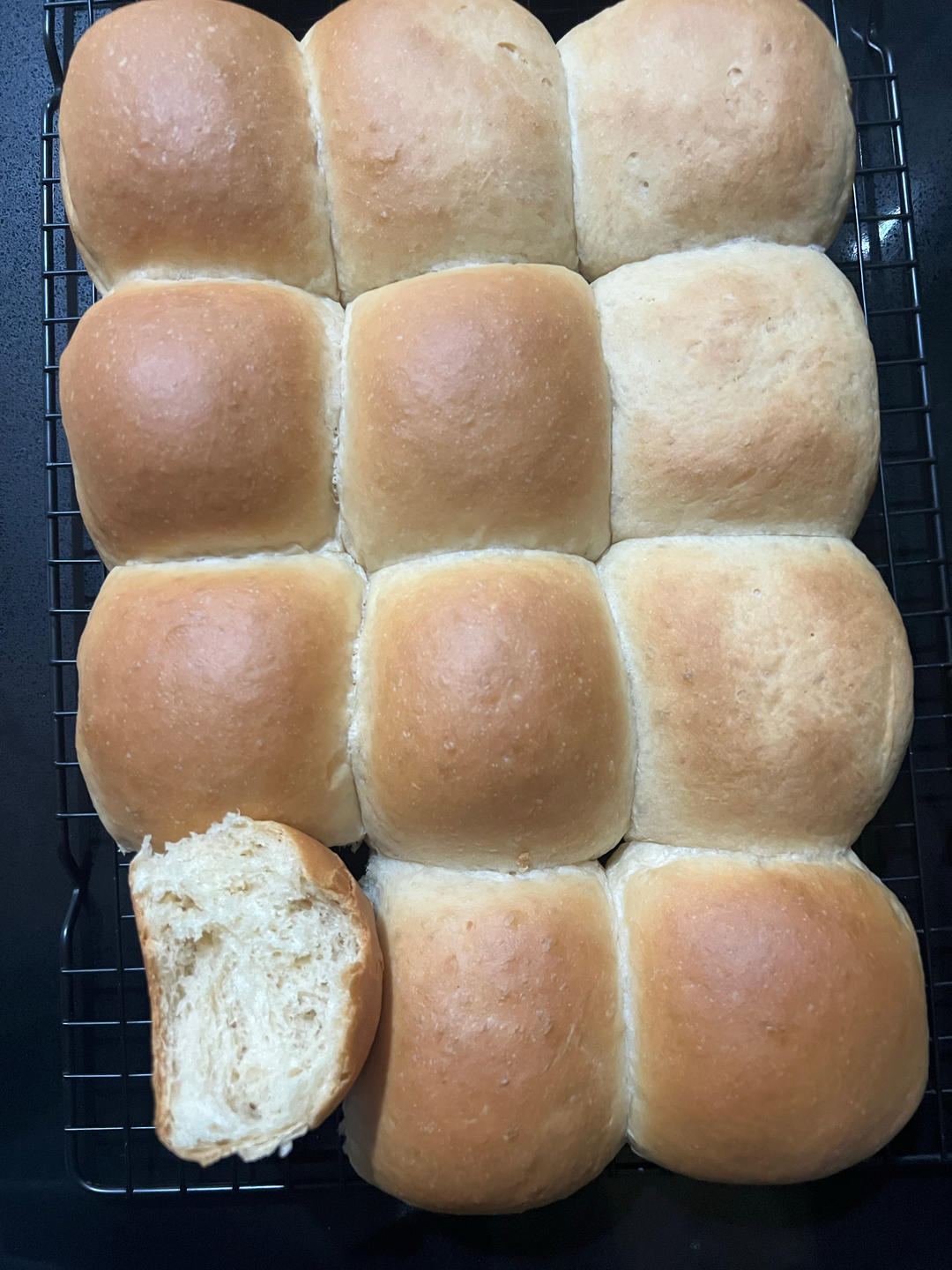 如云朵般☁️ 软白淡奶油餐包｜消耗淡奶油