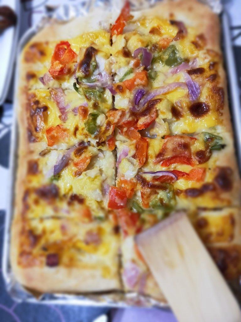 必胜客海鲜披萨（含披萨酱，饼皮）