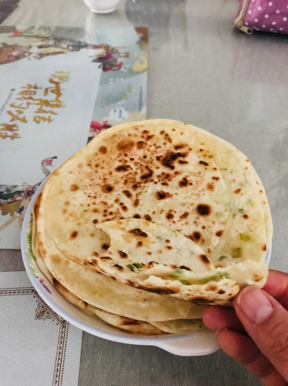 饺子皮葱油饼
