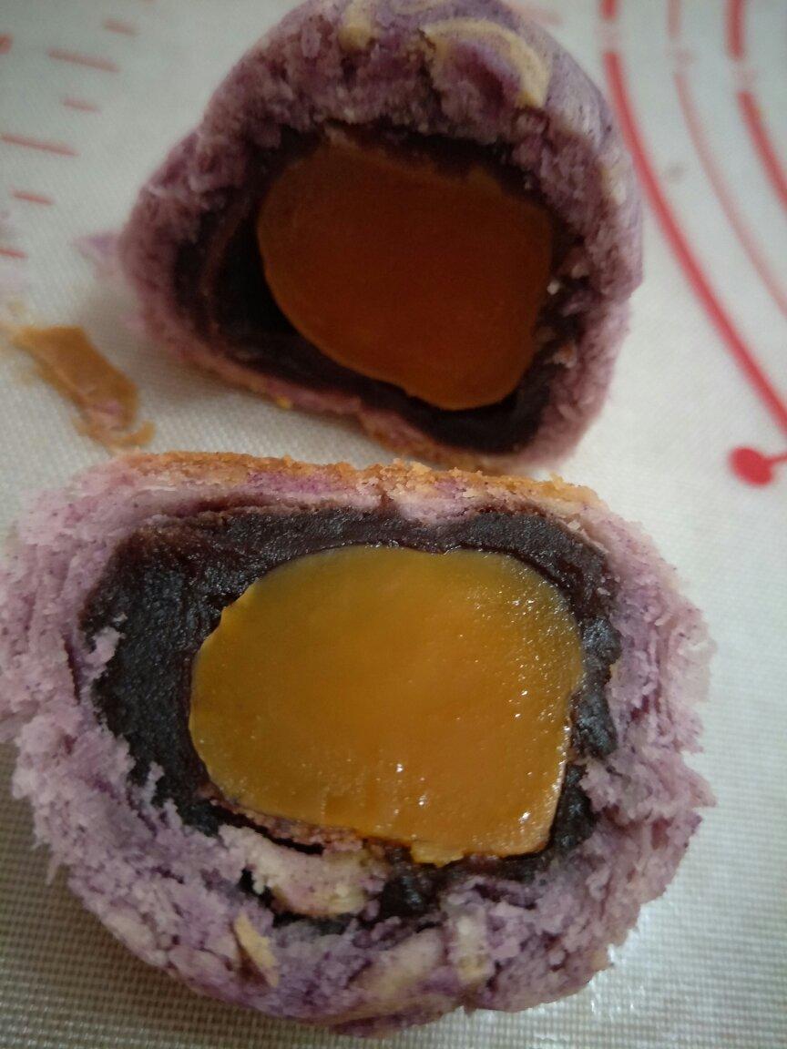 蛋黄酥