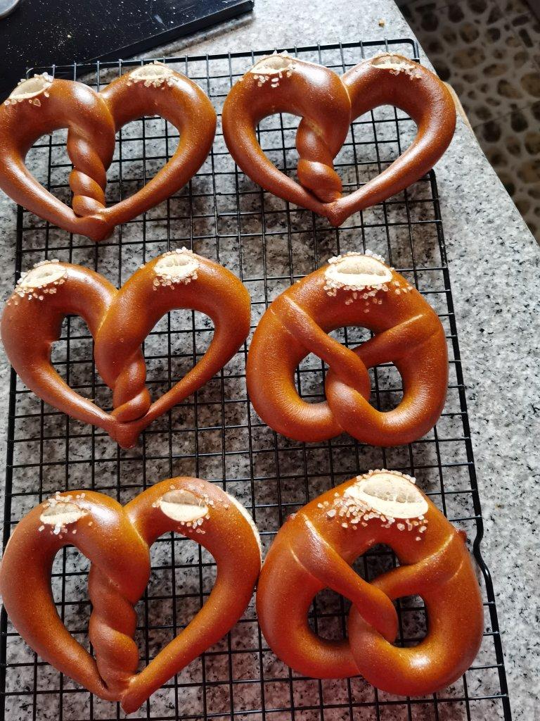 碱水小丸子（超可爱好操作的碱水面包）