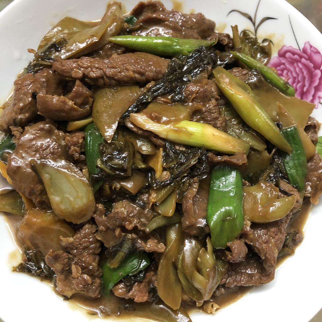 酸菜炒牛肉（家常快手下饭菜）