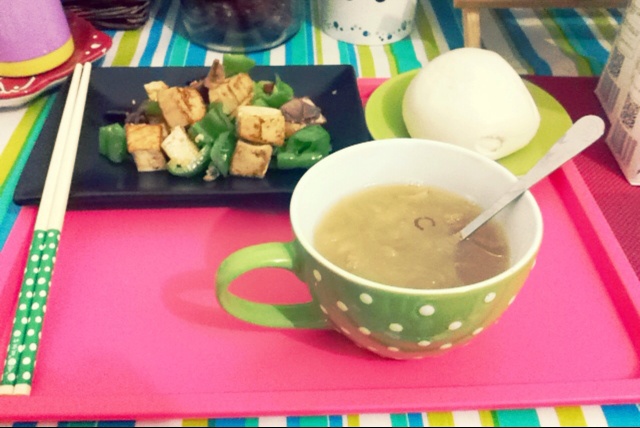 红烧牛肉皮蛋豆腐