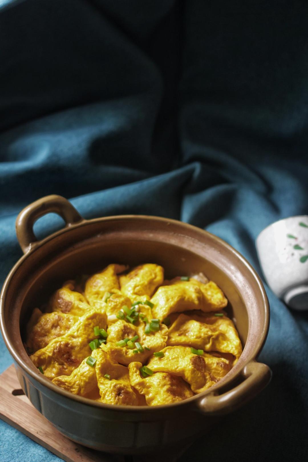 白菜蛋饺煲