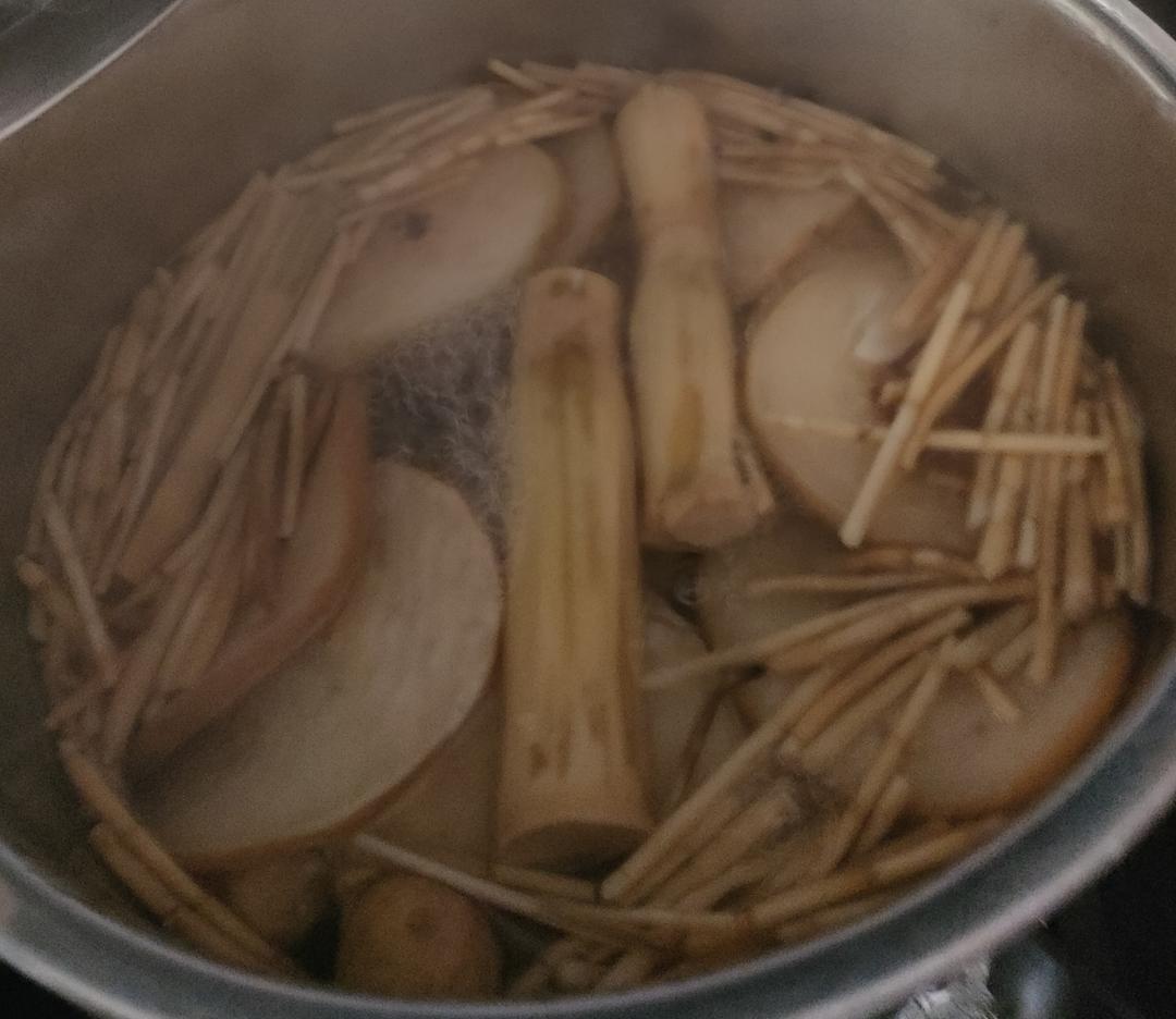 海底椰菊花雪梨膏(清热解毒)