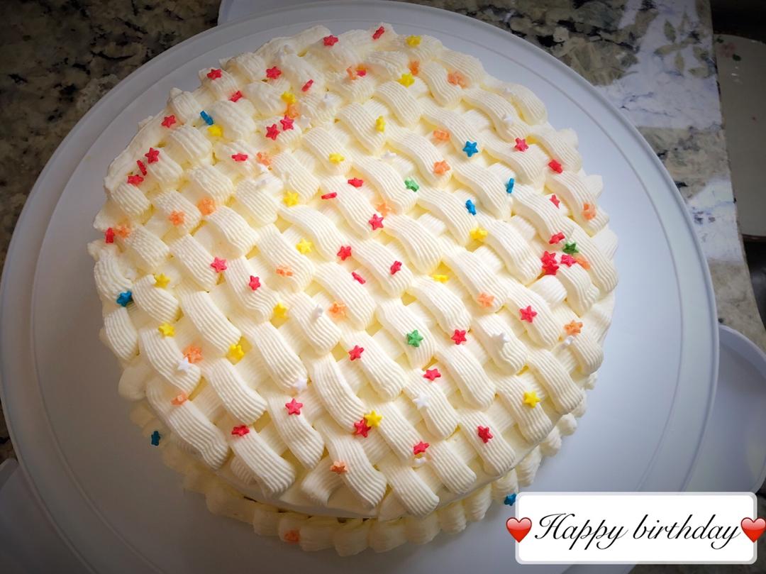 一看就会的奶油'花篮'裱花～