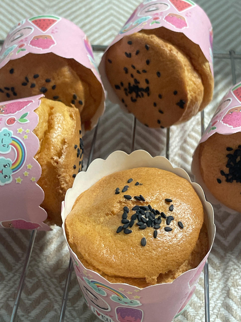 纸杯蛋糕 8寸戚风蛋糕的量