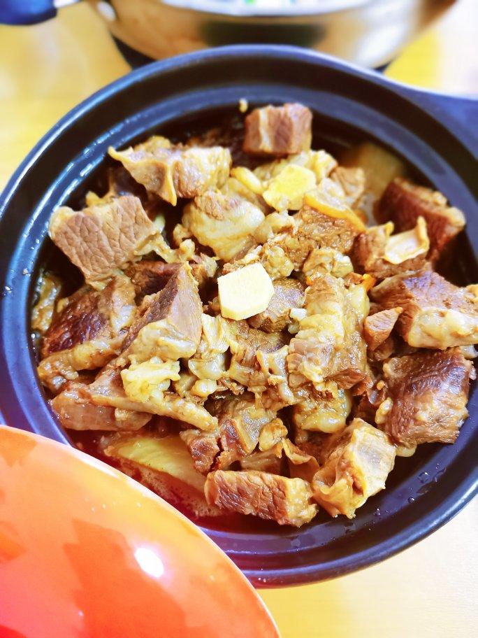萝卜牛腩煲