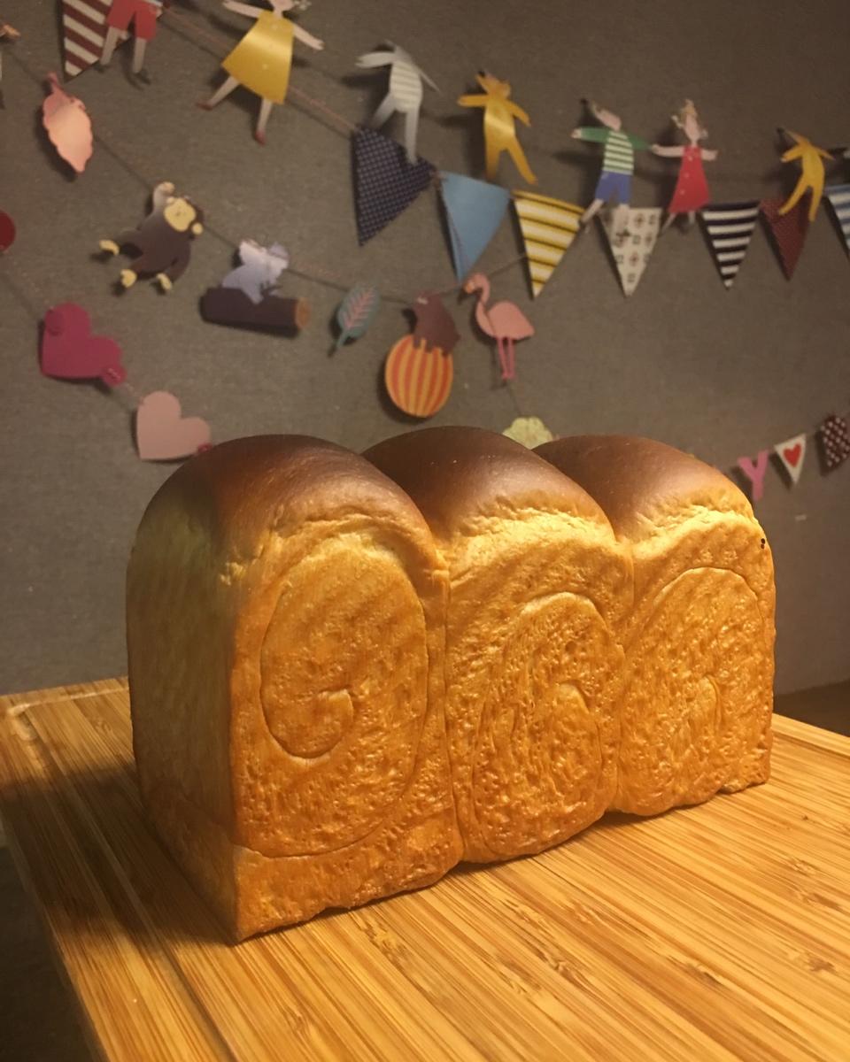 基础面包制作 Basic Bread (Loaf&Roll)