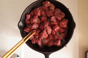 番茄奶油炖牛肉的做法 步骤3
