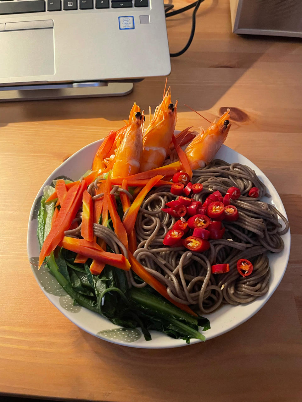 【快手减脂餐】凉拌鸡丝荞麦面（附万能凉拌汁做法）