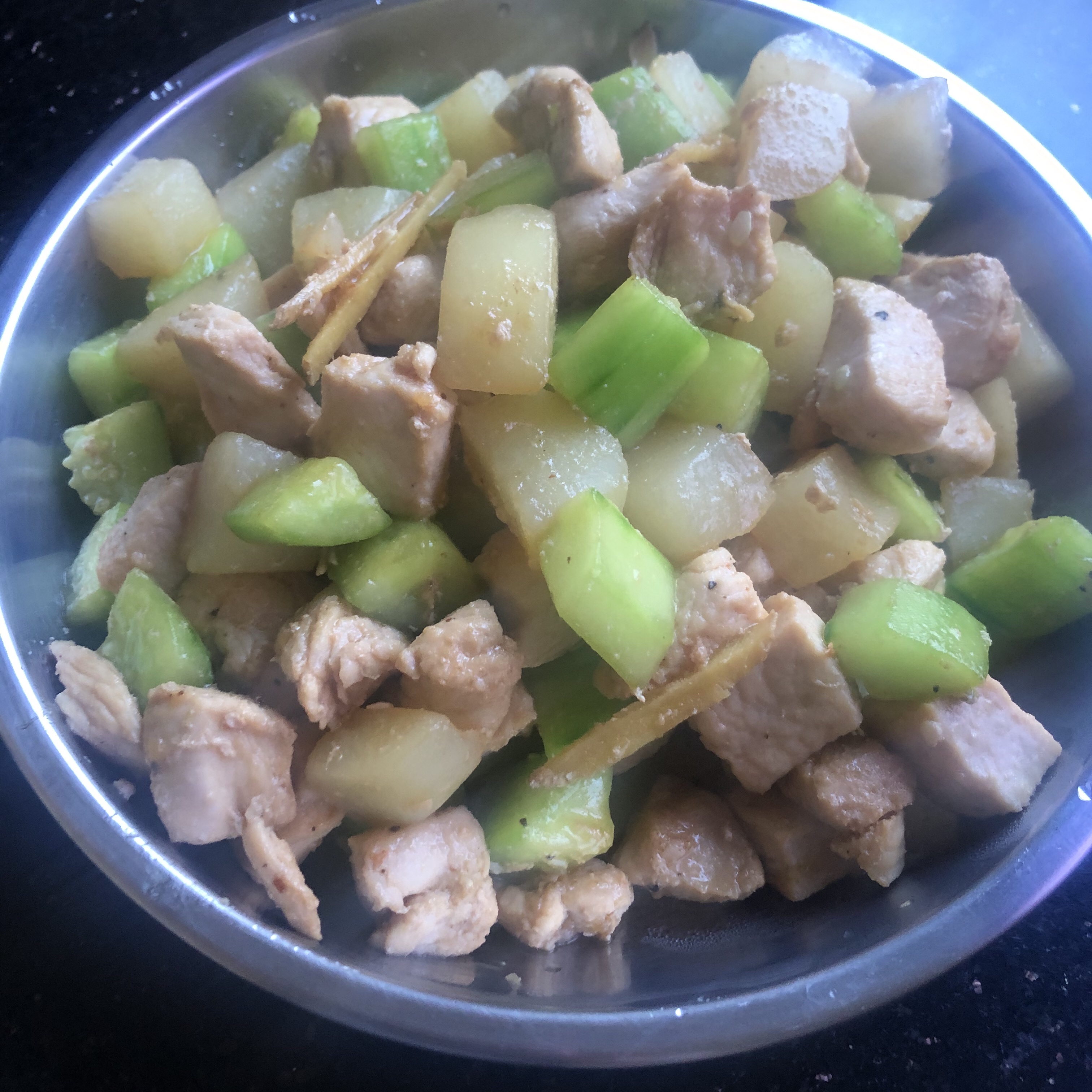 刮油减脂餐——青瓜土豆炒鸡胸肉的做法 步骤7