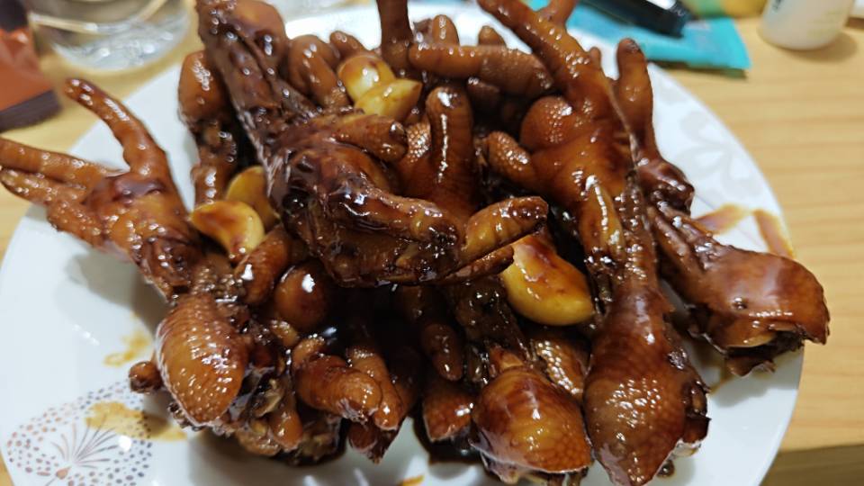 红烧鸡爪 好吃又简单