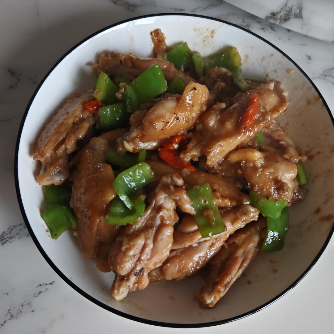 蒜香鸡翅，这才是鸡翅最好吃的做法