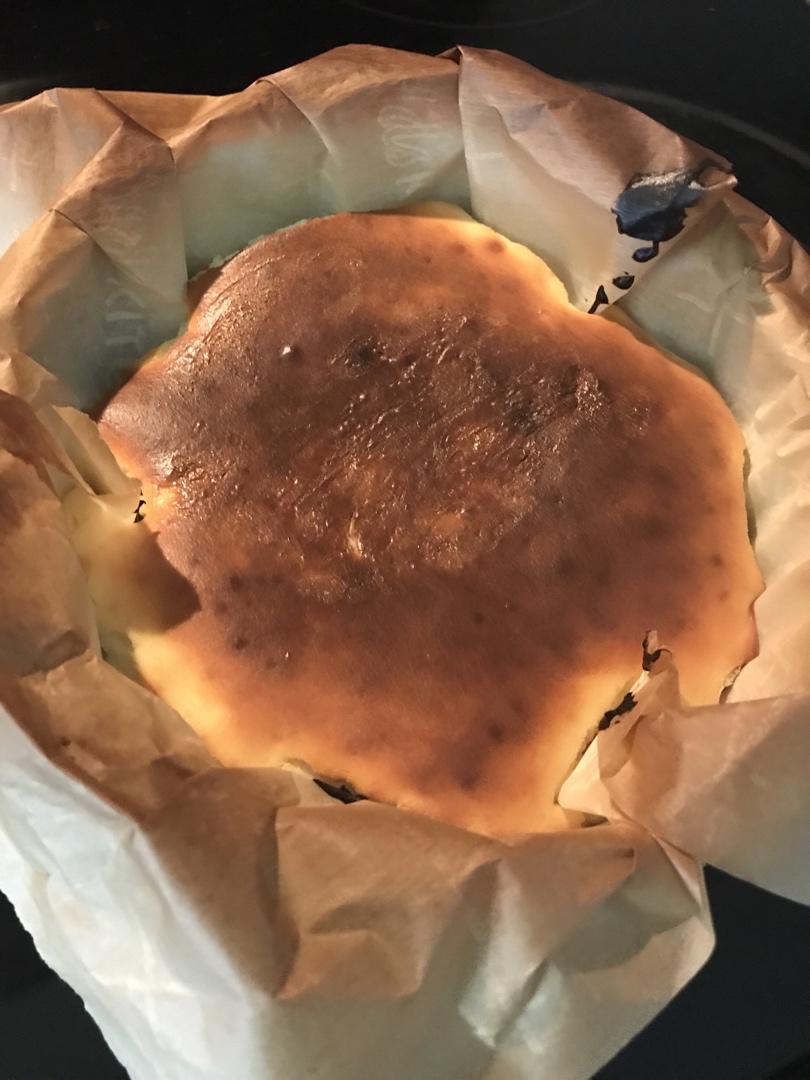 正宗巴斯克烧焦芝士蛋糕 Original Basque Burnt Cheesecake