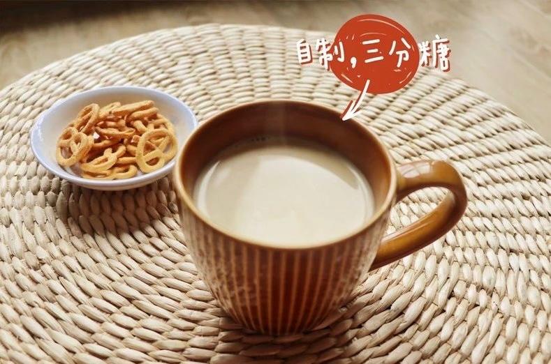 手把手自制快手奶茶的做法