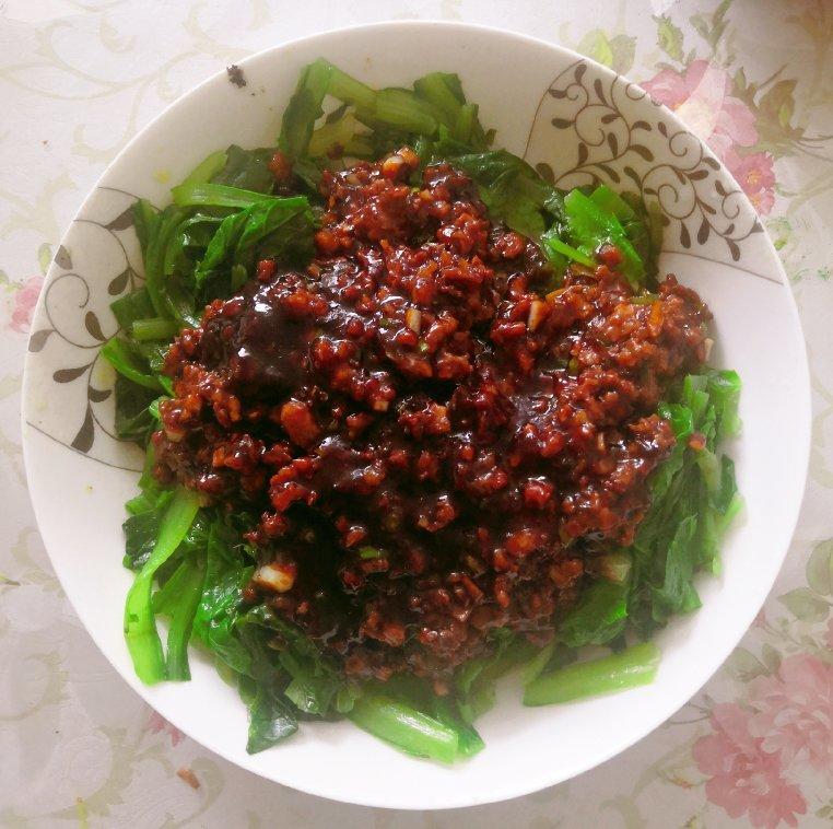 肉末小白菜