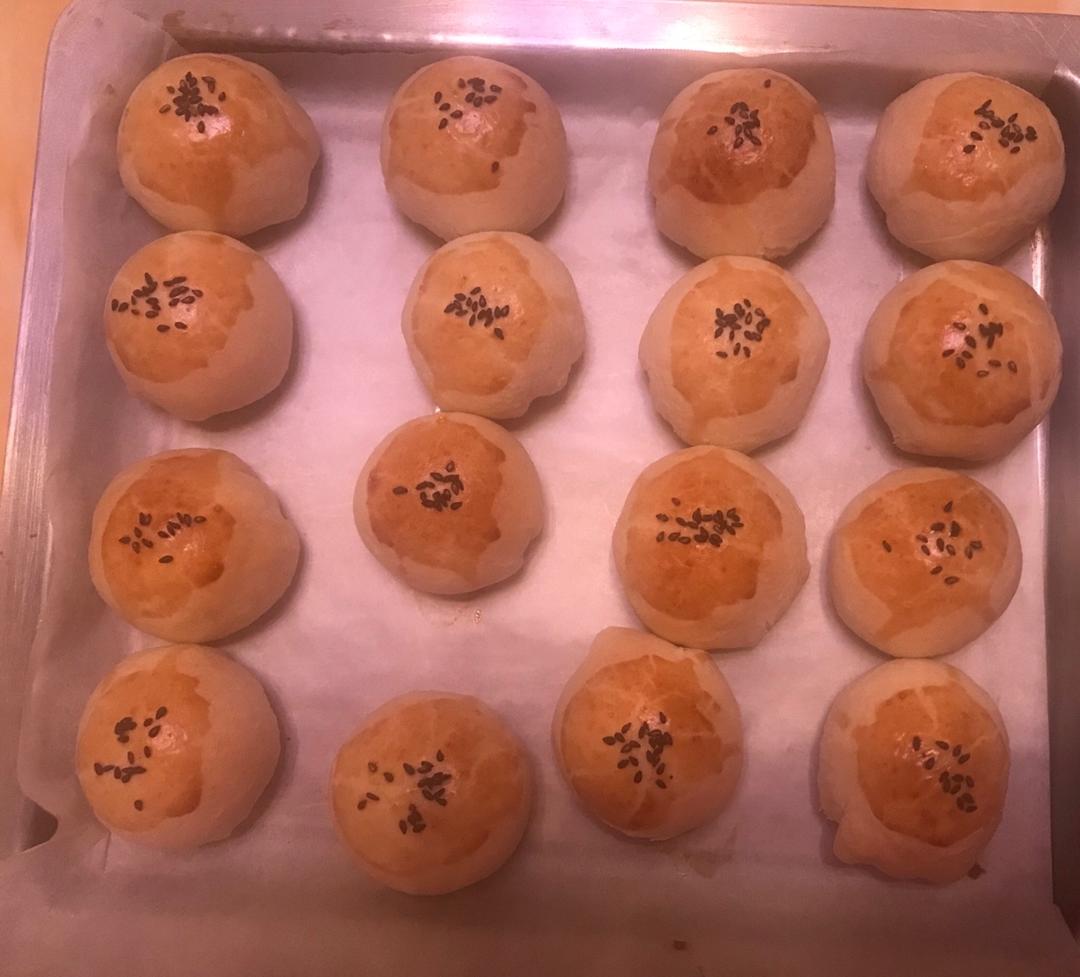 蛋黄酥
