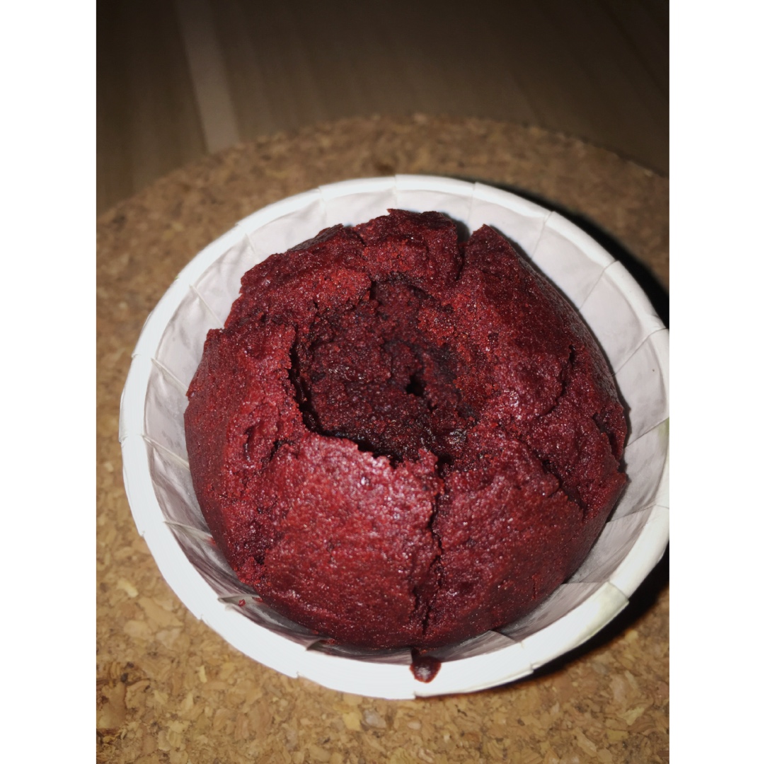 正宗红丝绒cupcake—马斯卡彭奶油霜