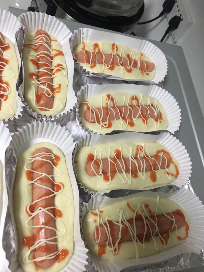 热狗香肠面包