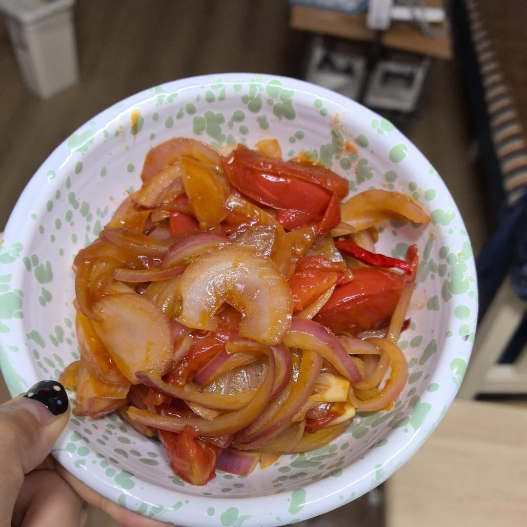 洋葱炒番茄