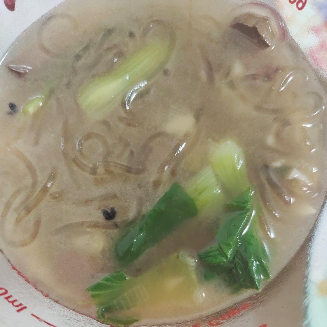 鸭血粉丝汤（无浓汤宝）