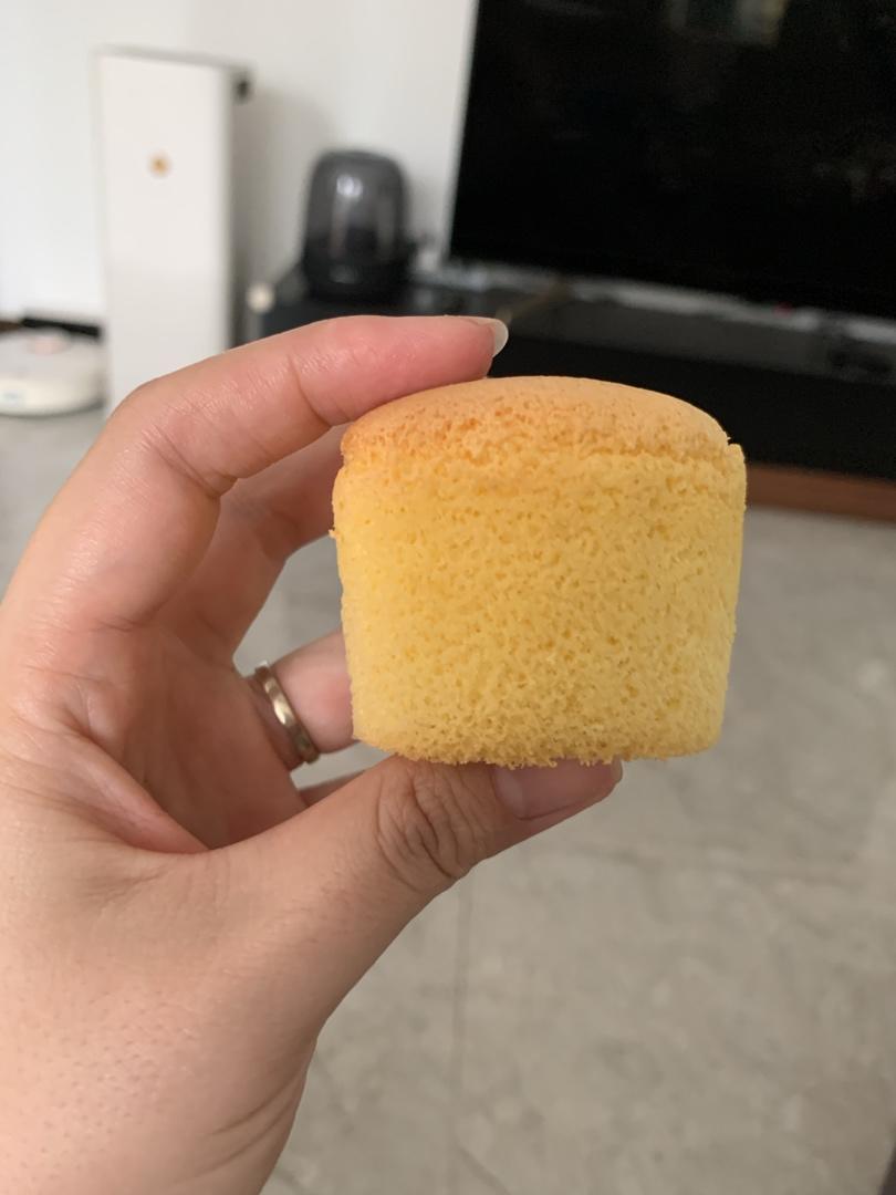 凉了也不回缩的戚风纸杯蛋糕🍰超级绵软 适合宝宝吃哦
