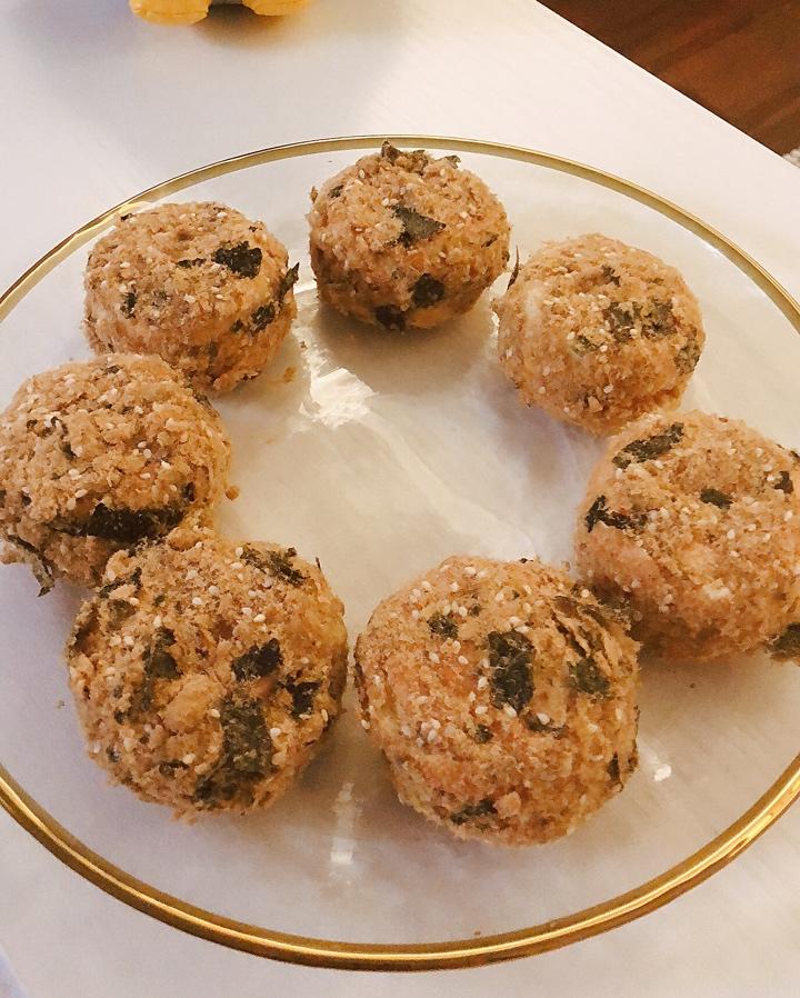 肉松小贝