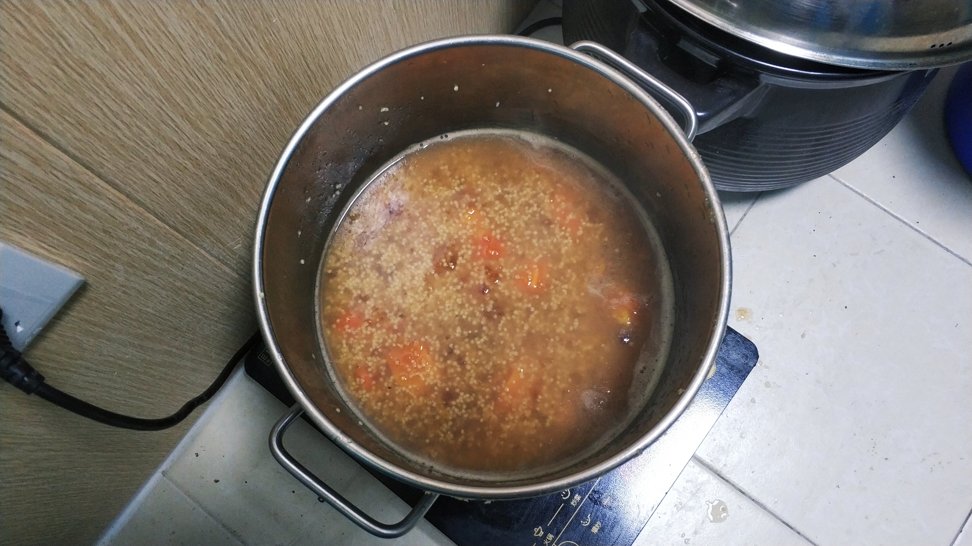 桃胶皂角米木瓜小米甜粥的做法 步骤8